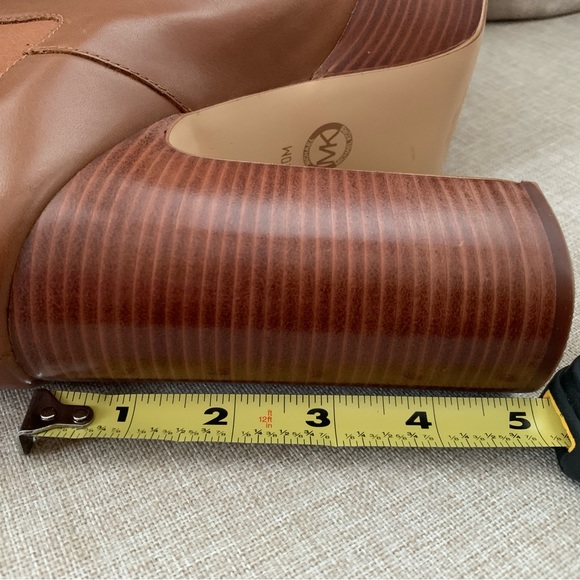 NWT Michael Kors Camel-Brown Leather Platform Chelsea Boots 10 - Picture 7 of 11